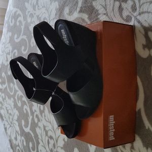 COPY - NWT wedge slingback black sandals